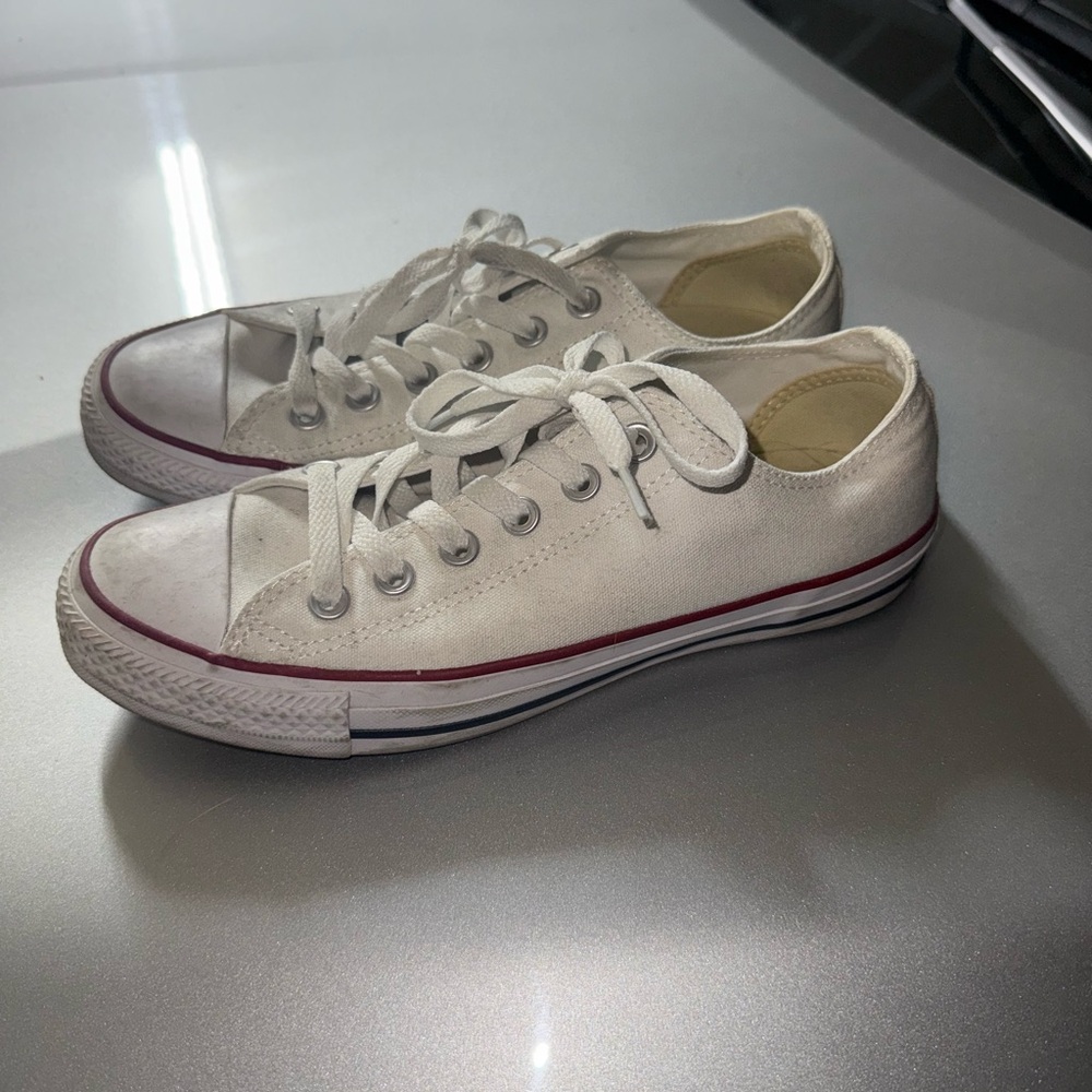 White converse
